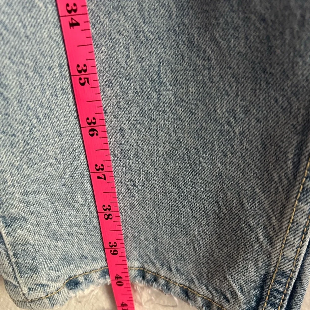 Zara Distressed High-Waisted Jeans | Light Wash | Size US 14 - Picture 5 of 6